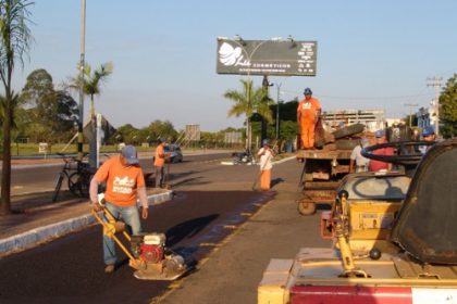 1065-prefeitura-recupera-ciclofaixa-em-avenidas