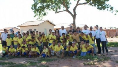 10670-alunos-participam-de-plantio-de-mudas