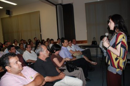 10700-simone-ministra-palestra-para-proprietarios-de-imobiliarias-e-corretores