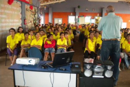 10773-parceria-entre-prefeitura-e-cesp-leva-educacao-ambiental-para-escola-de-campo