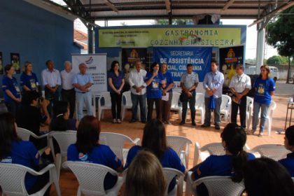 11643-prefeitura-lanca-campanha-do-agasalho-2010