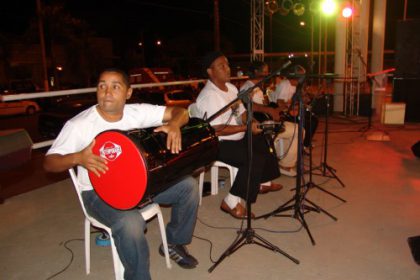 1181-2-sexta-musical-movimenta-praca-da-bandeira