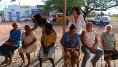 11871-prefeita-participa-de-comemoracao-ao-dia-das-maes