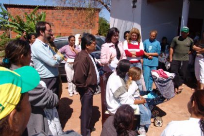 1208-prefeita-estuda-saida-para-despejo-de-familias-no-jupia