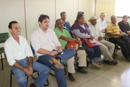 12118-agricultores-irao-fornecer-produtos-para-merenda-escolar