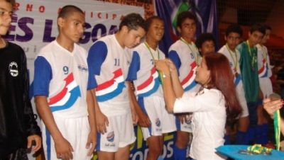 1274-escola-municipal-e-destaque-em-campeonato-de-futsal