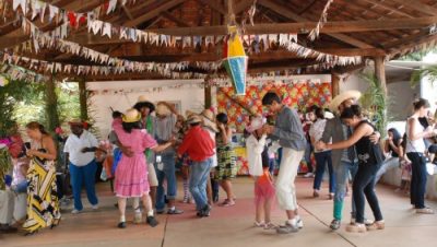 12966-caps-ii-realiza-confraternizacao-com-festa-junina