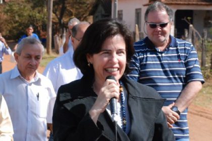 13120-prefeita-autoriza-obras-no-bairro-santa-luzia
