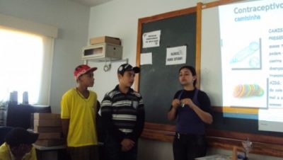 13132-saude-realiza-palestras-sobre-planejamento-familiar-nas-escolas
