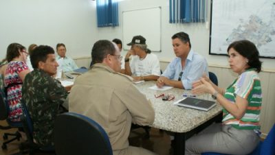 13467-prefeitura-define-estrategia-para-reconstrucao-de-casas-destruidas-pelo-temporal