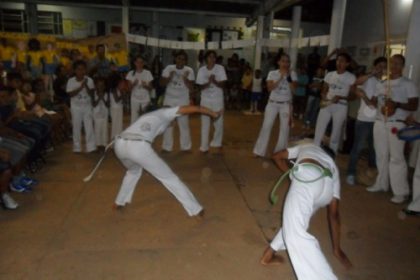 13551-alunos-encerram-projeto-sobre-consciencia-negra-na-escola-gentil-montalvao