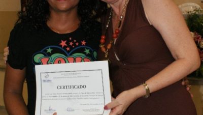 13953-marcia-moura-entrega-538-certificados-de-qualificacao