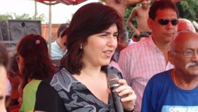 1398-prefeita-inaugura-esgoto-e-comunidade-participa-de-domingo-de-lazer