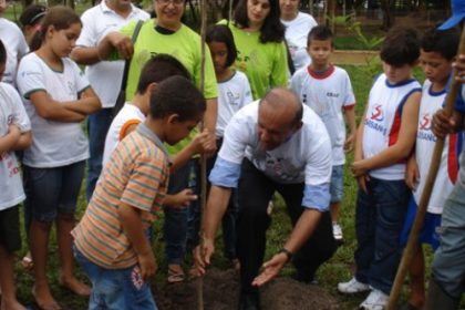 14000-projeto-reconstruir-planta-mudas-na-lagoa-maior