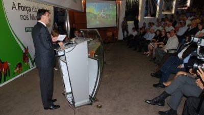 14121-prefeita-marcia-participa-de-lancamentos-de-projetos-do-sesi-em-campo-grande