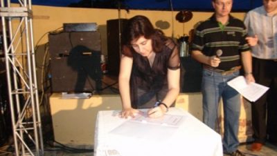 1414-simone-anuncia-obras-do-distrito-de-arapua