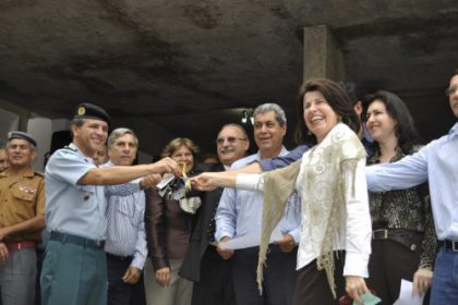 14227-prefeita-marcia-recebe-novas-viaturas-para-seguranca-publica-de-tres-lagoas