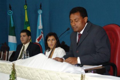 1424-simone-prestigia-posse-de-rialino-na-presidencia-da-camara-dos-vereadores