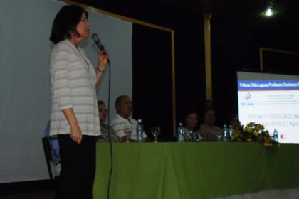 14266-prefeita-lanca-projeto-premio-tres-lagoas-professor-destaque-2011