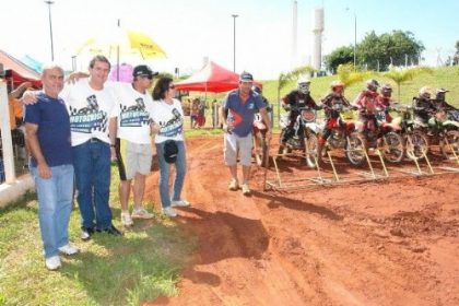 14436-estadual-de-motocross-2011-tem-inicio-em-tres-lagoas