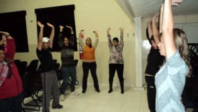 14578-professores-recebem-capacitacao-sobre-ginastica-laboral