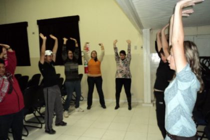 14578-professores-recebem-capacitacao-sobre-ginastica-laboral