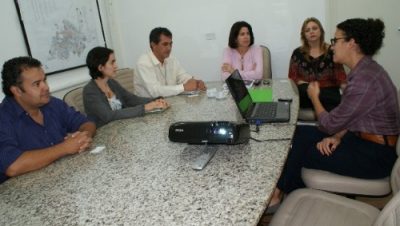 14579-programa-de-desenvolvimento-local-e-apresentado-a-prefeita