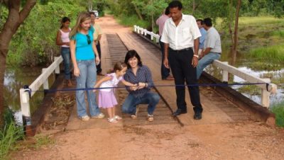 1470-inaugurada-ponte-sobre-o-corrego-da-fazenda-lagoa-amarela