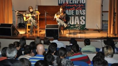 14947-festival-de-inverno-continua-aplaudido-pelo-publico