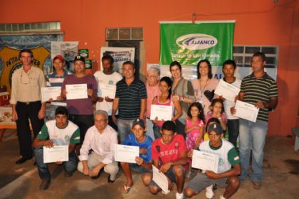 14952-prefeita-entrega-certificados-de-curso-de-instalador-hidraulico