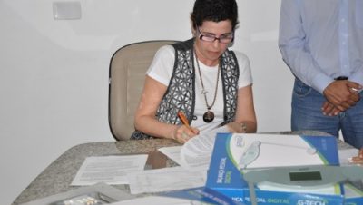 14987-saude-recebe-equipamentos-de-medicao-e-pesagem-de-criancas