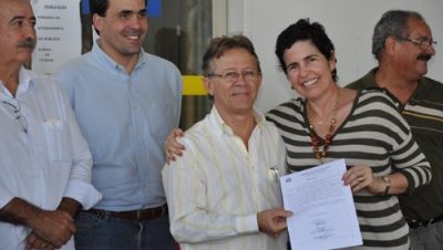 15118-prefeita-da-posse-a-nova-turma-de-servidores-concursados