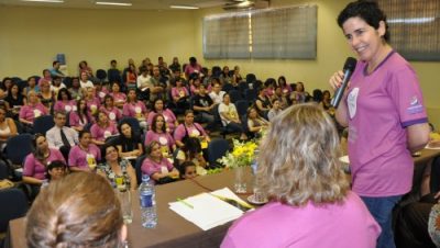 15125-prefeita-prestigia-abertura-da-conferencia-municipal-de-politicas-para-as-mulheres