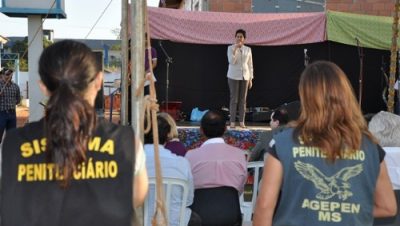 15143-projeto-acao-cultura-e-convivio-e-levado-aos-estabelecimentos-penais