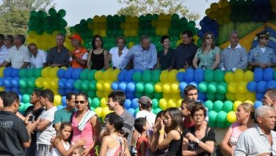 15159-prefeita-prestigia-desfile-da-independencia-e-inaugura-obras