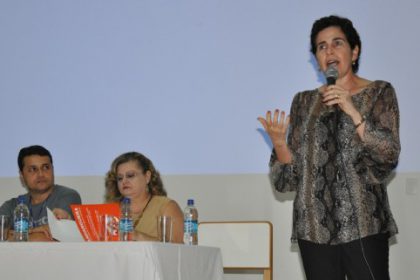15221-marcia-moura-fala-de-sustentabilidade-para-universitarios