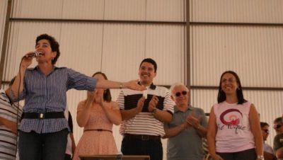 15243-prefeita-anuncia-construcao-de-cei-praca-e-ponte-no-abraco-cidadao