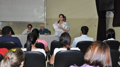 15255-novos-servidores-aprovados-em-concurso-publico-tomam-posse