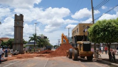 15284-prefeitura-inicia-obras-no-centro-da-cidade