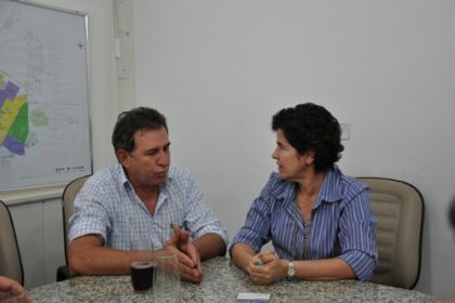 15285-prefeita-marcia-moura-recebe-deputado-giroto-em-seu-gabinete
