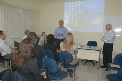 15419-marcia-moura-conhece-projeto-de-ressocializacao-no-presidio-tremembe