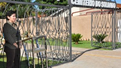 15452-prefeita-inaugura-obra-de-revitalizacao-do-cemiterio-do-soldado