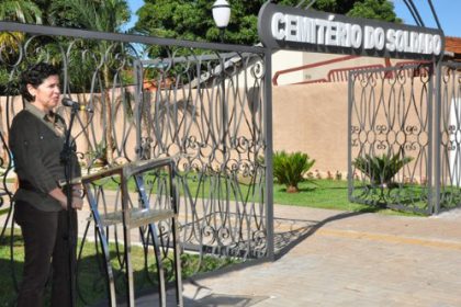 15452-prefeita-inaugura-obra-de-revitalizacao-do-cemiterio-do-soldado