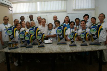 15490-prefeita-recebe-atletas-da-melhor-idade