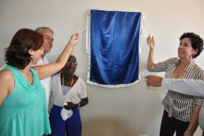 15651-prefeita-inaugura-reforma-da-unidade-de-saude-do-sao-carlos