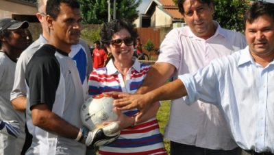 15838-prefeita-participa-da-abertura-do-campeonato-municipal-varzeano