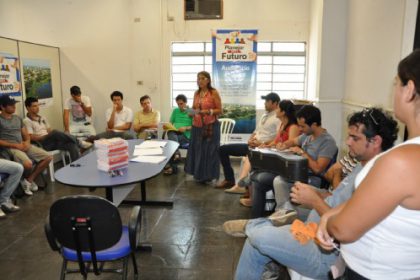 15866-reuniao-define-planejamento-de-atividades-do-departamento-de-cultura-para-2012