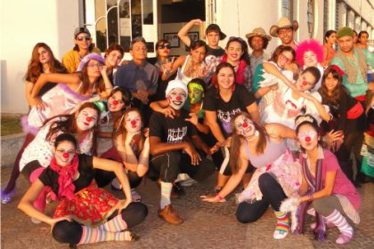 15892-inscricoes-para-a-escola-municipal-de-teatro-irao-ate-30-de-marco