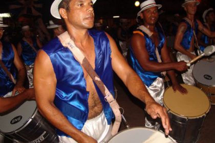 1598-sabado-de-aleluia-tera-desfile-da-escola-de-samba