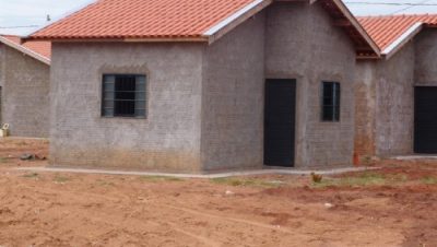 1600-simone-entrega-conjunto-de-casas-populares